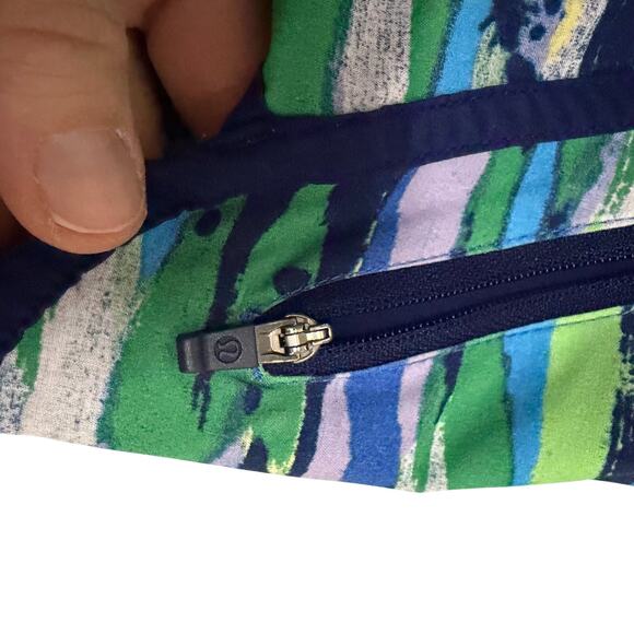 Lululemon Tracker Shorts 7 Wonders Blue pattern print running shorts sz 6 - Picture 5 of 9